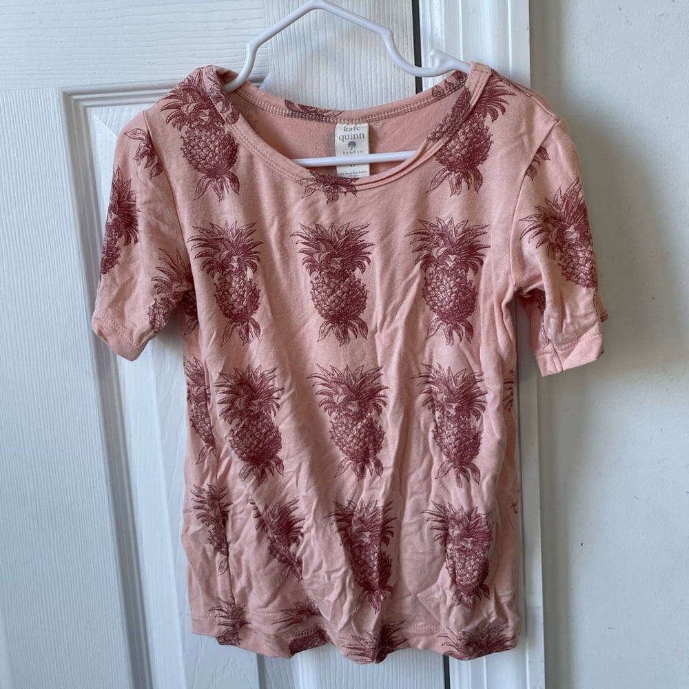 Kate Quinn Pineapple Tee